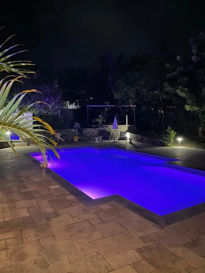 Shamrock Orient Bay Apartment Cul de Sac
