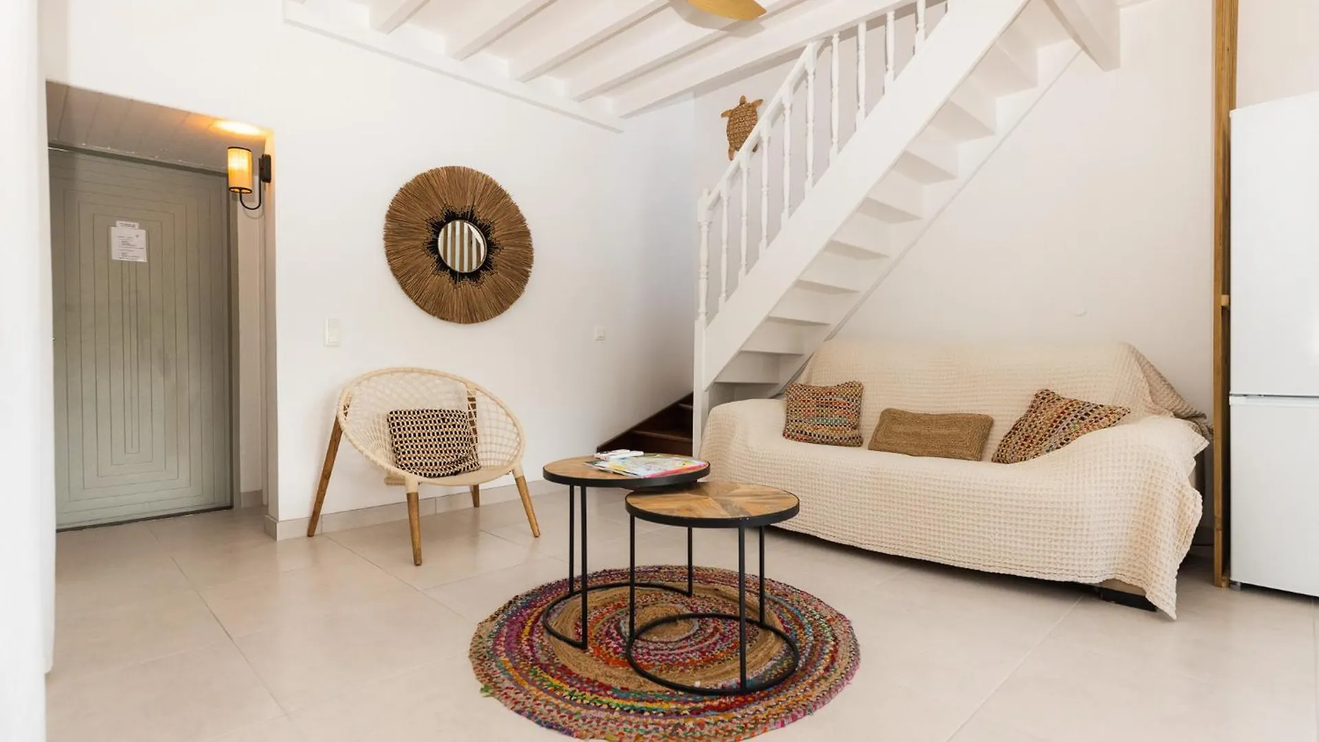 Shamrock Orient Bay Apartment Cul de Sac