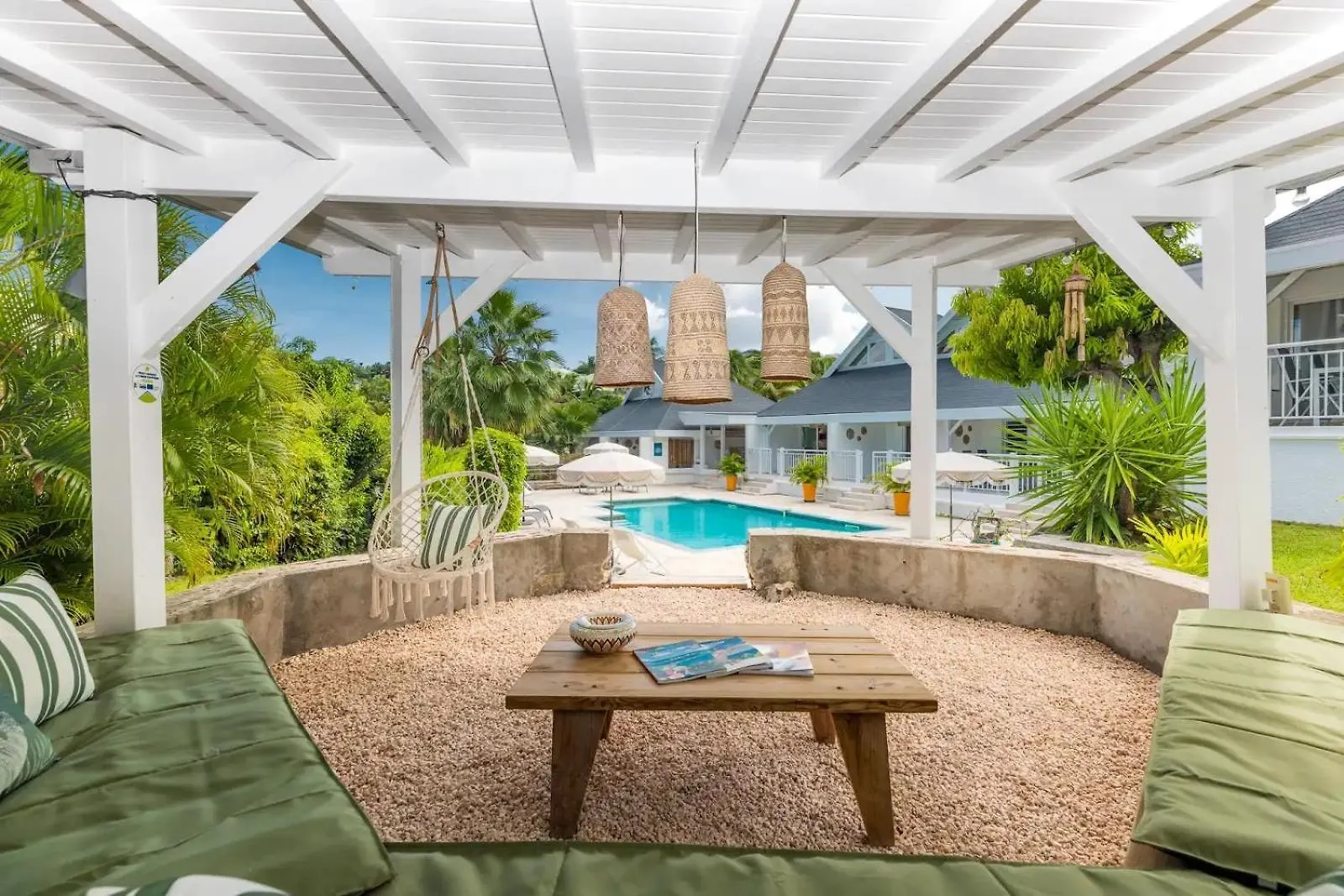 Shamrock Orient Bay Apartment Cul de Sac